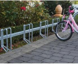 Anwendungsbeispiel: Fahrradständer -Nordstrand- (Achtung: Zeigt Modell mit 90° Einstellung - Art. 421.02)